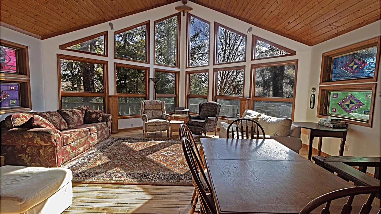 Photo of Bedroom in Snowshoe
