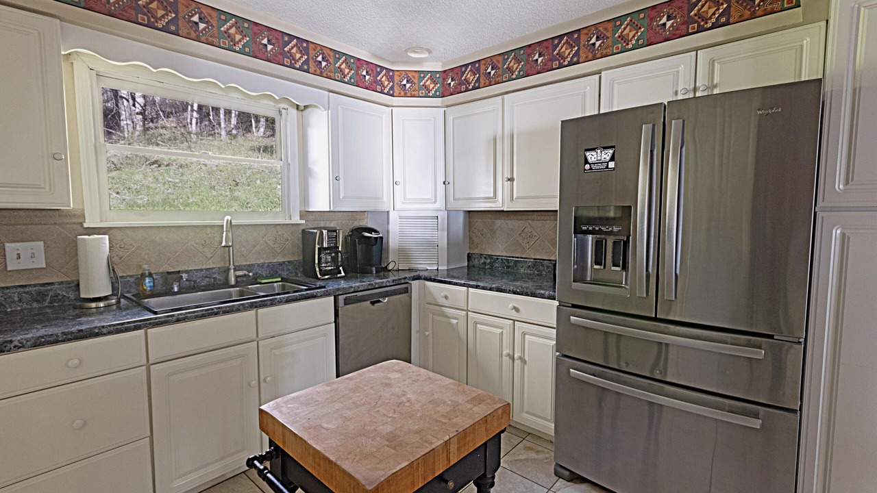Photo of Kitchen in Snowshoe
