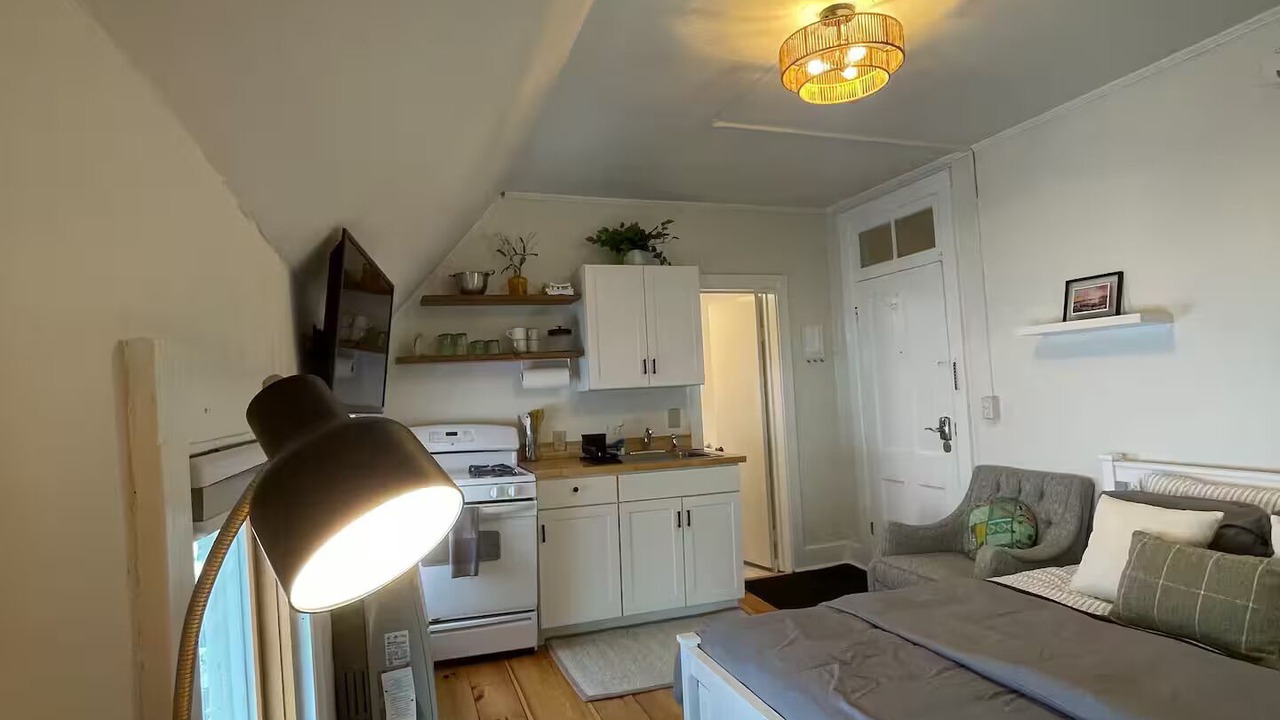 Photo of Bedroom in Old North End