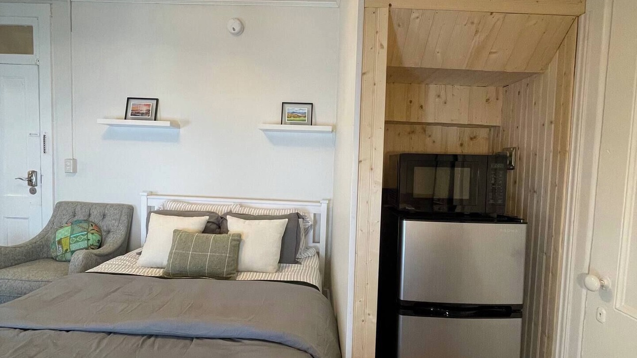Photo of Bedroom in Old North End