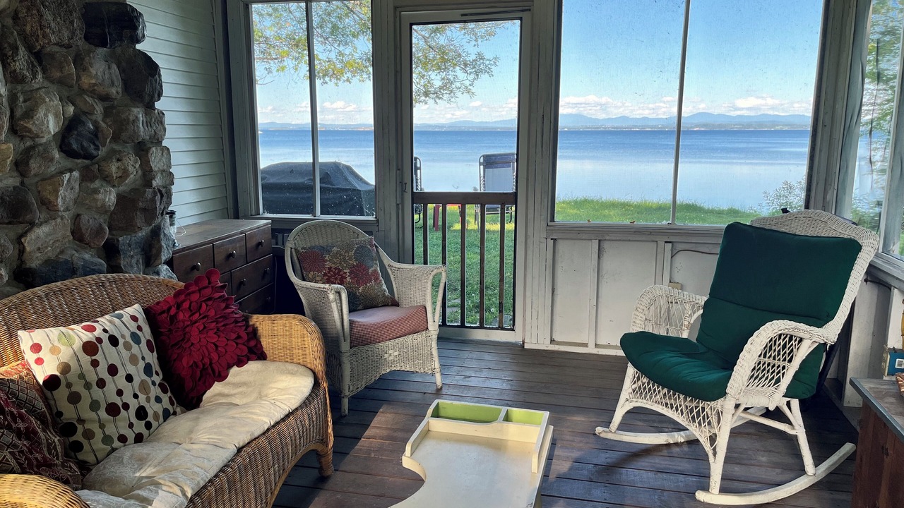 Photo of Livingroom in Willsboro