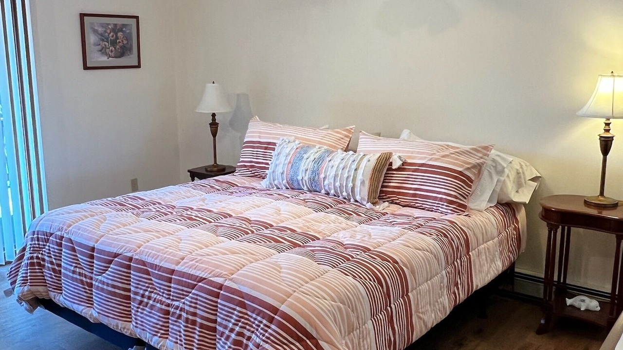 Photo of Bedroom in Freedom