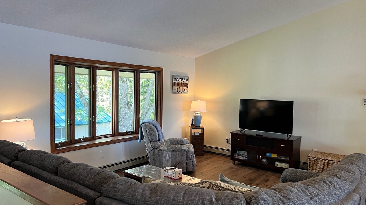 Photo of Livingroom in Freedom