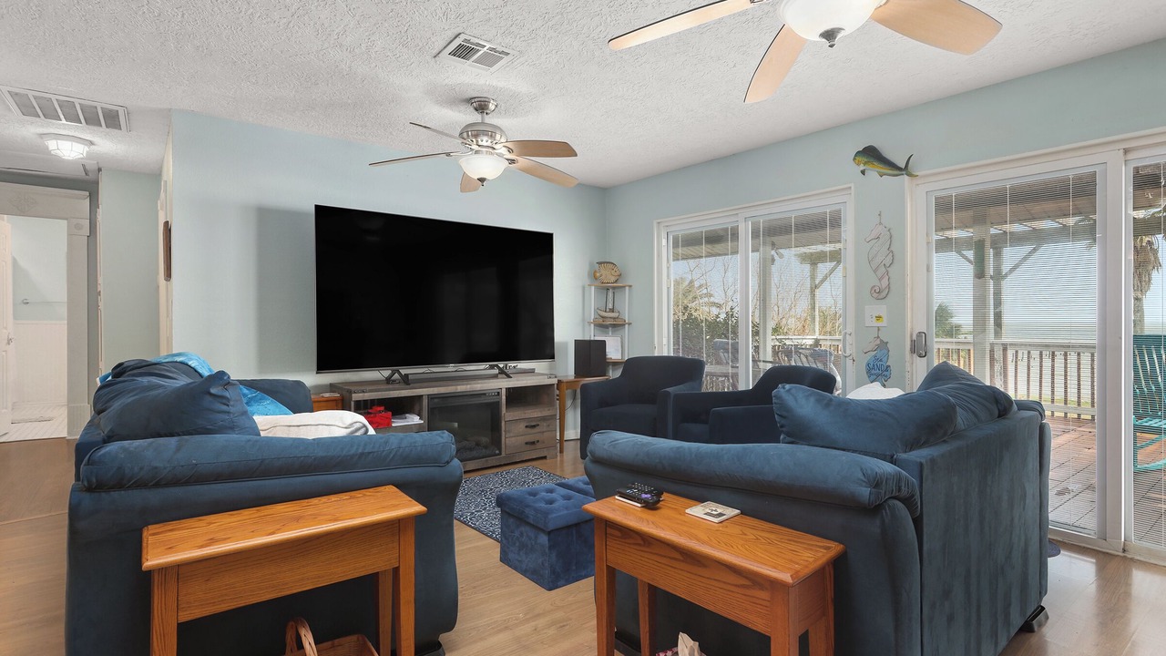 Photo of Livingroom in Dickinson