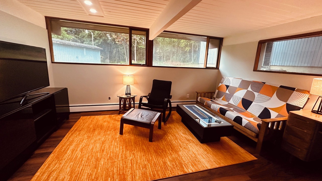 Photo of Livingroom in Waterville