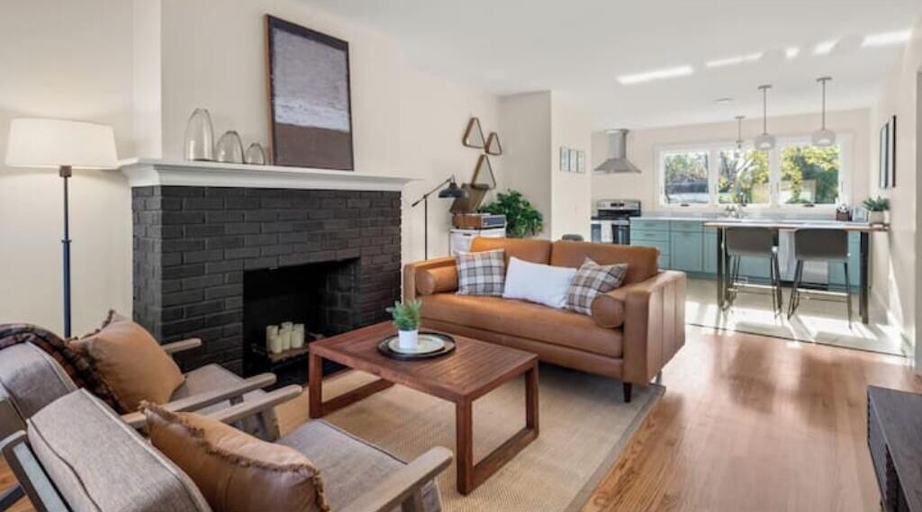 Photo of Livingroom in South End