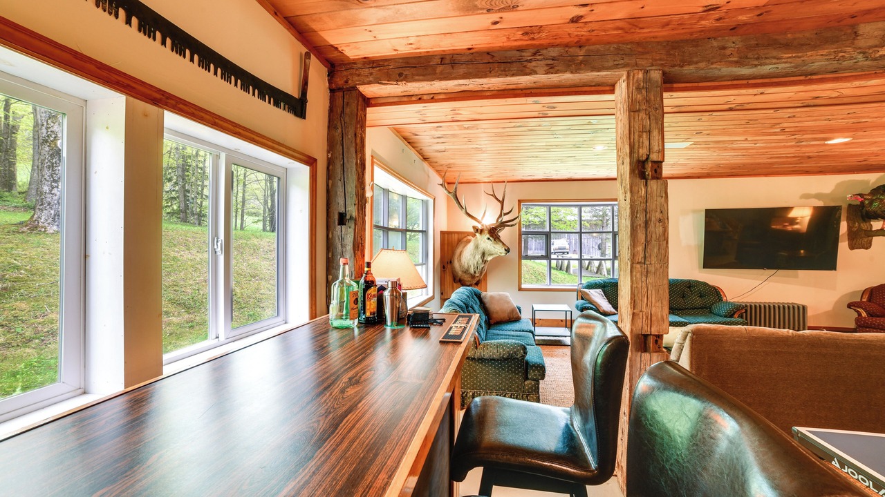 Photo of Livingroom in Cherry Valley