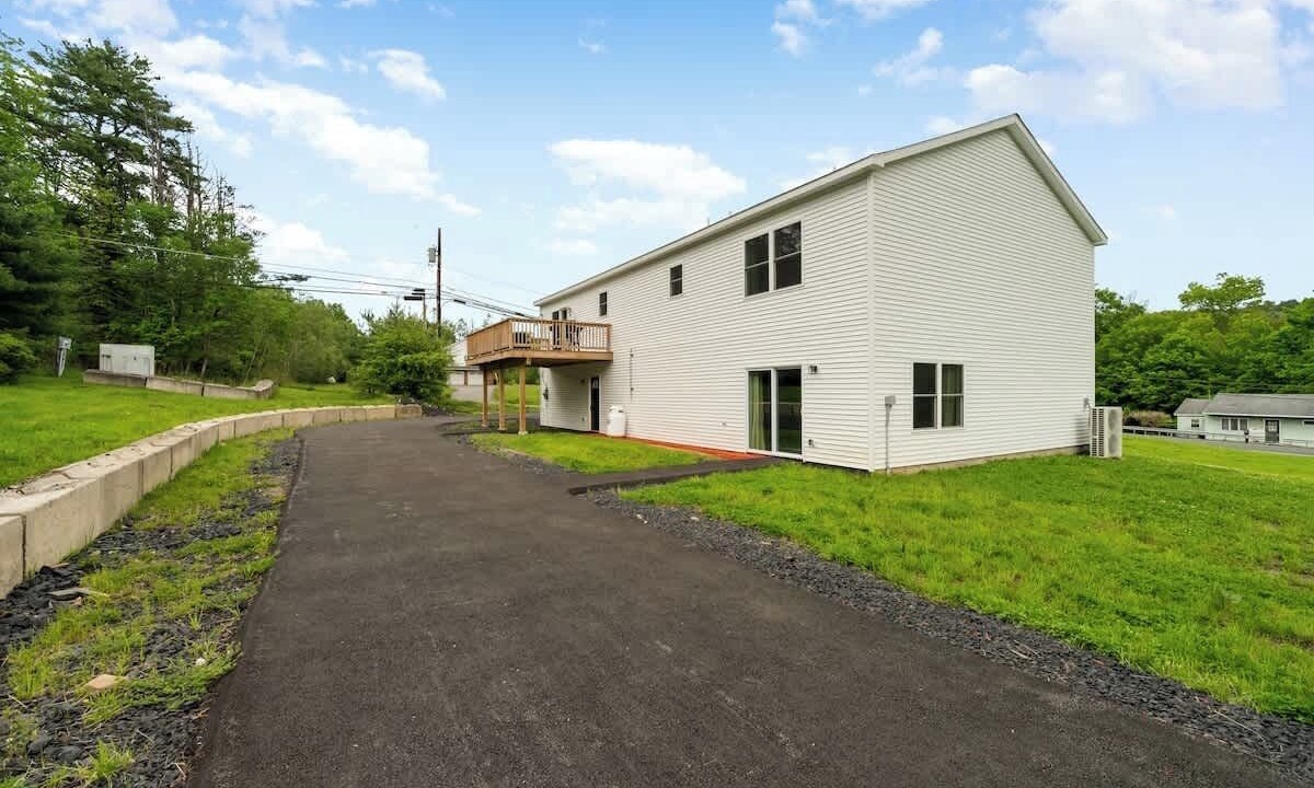 Photo of Outdoor in Sparrow Bush