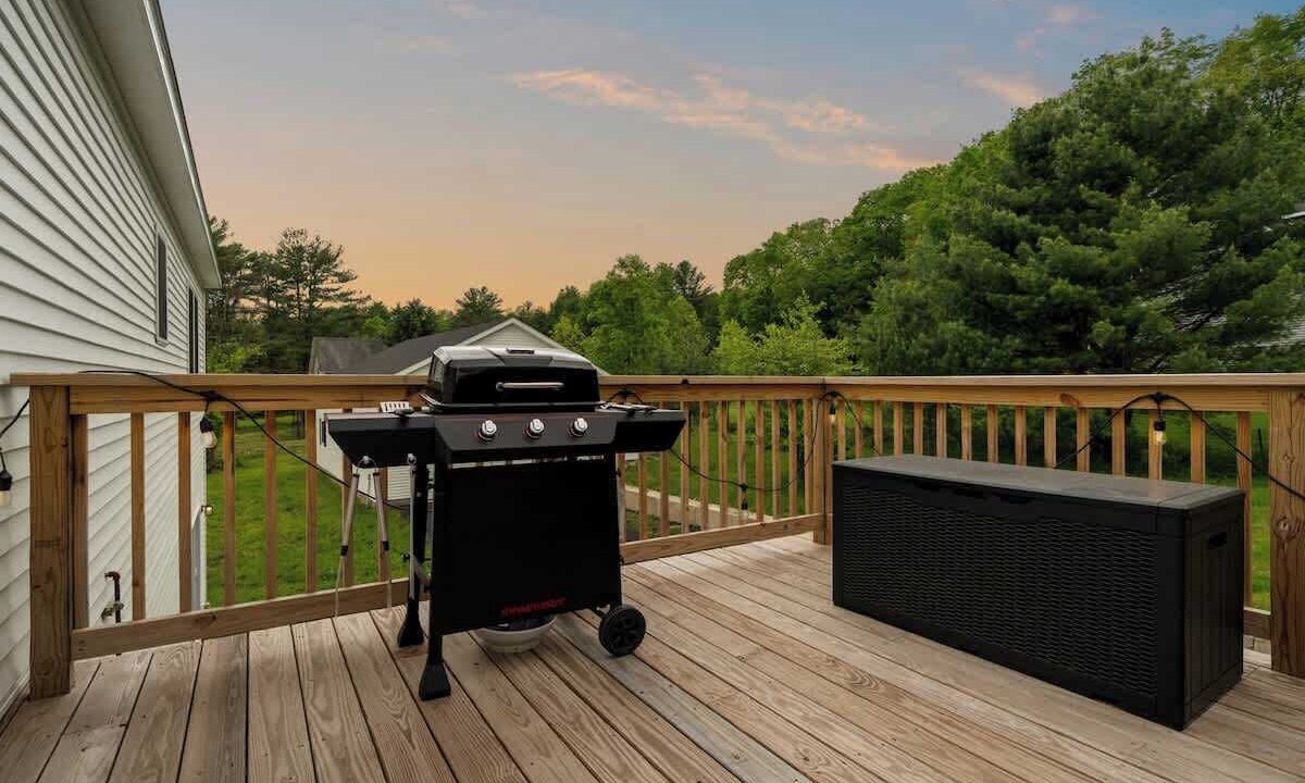 Photo of Outdoor in Sparrow Bush