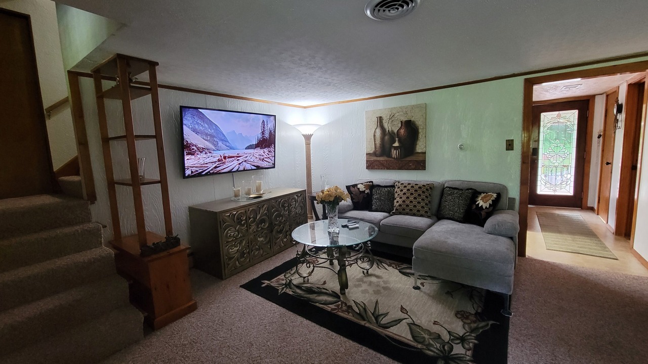 Photo of Livingroom in New Oxford