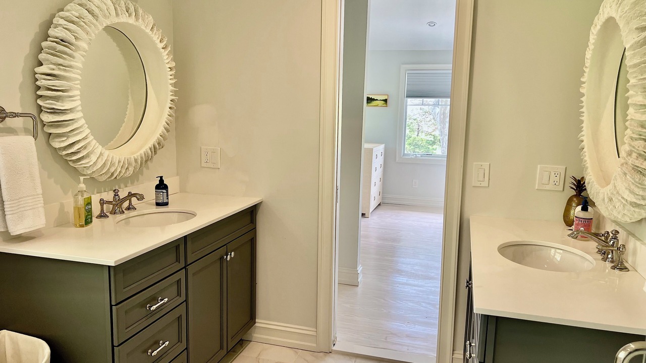 Photo of Bathroom in Silver Beach