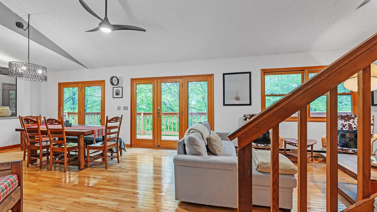 Photo of Bedroom in Old Timberline