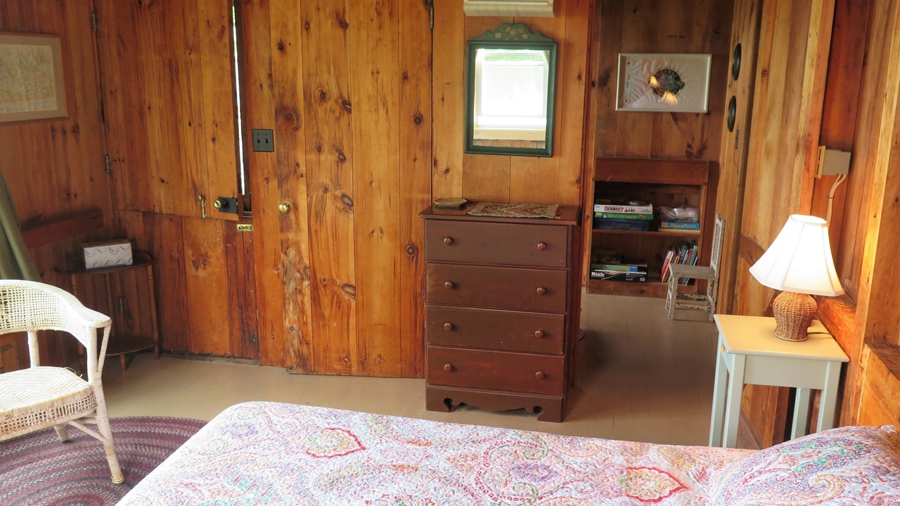 Photo of Bedroom in Seal Cove