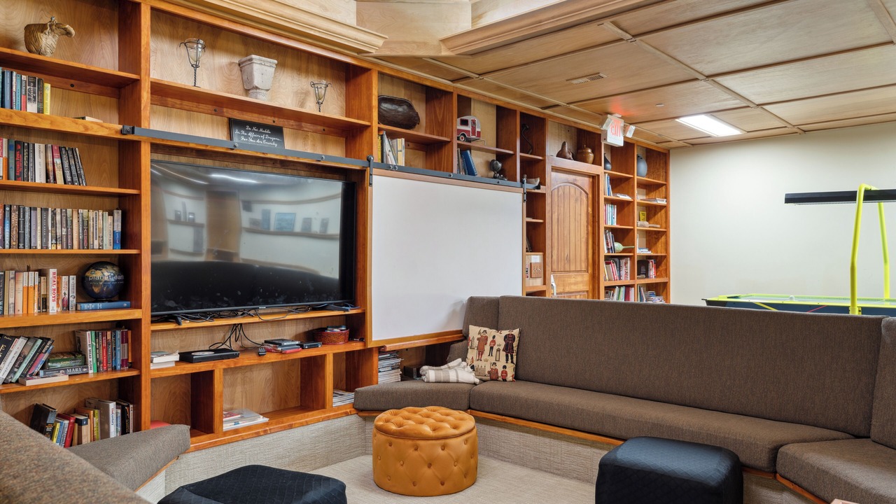 Photo of Livingroom in Shepherdstown