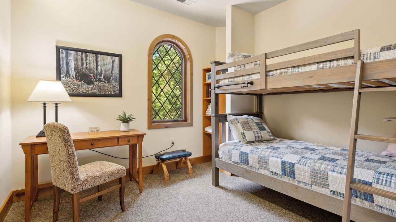 Photo of Bedroom in Shepherdstown