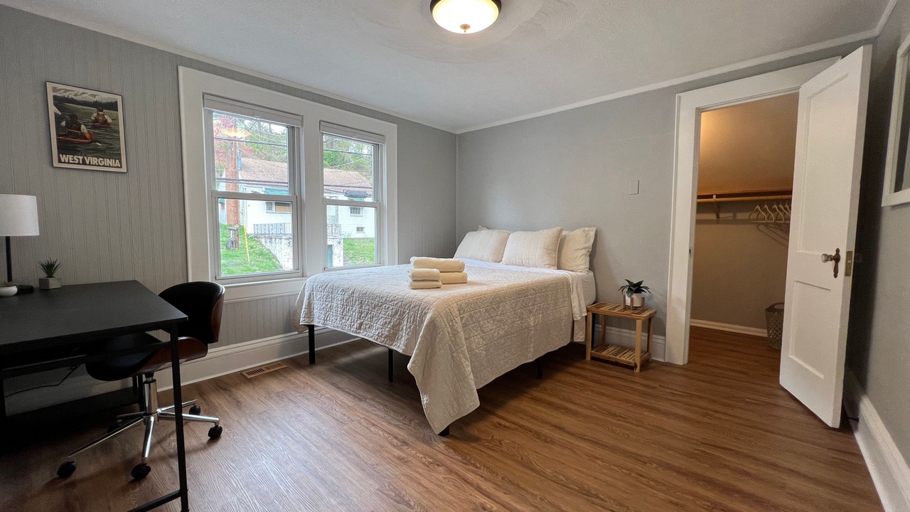 Photo of Bedroom in South Charleston