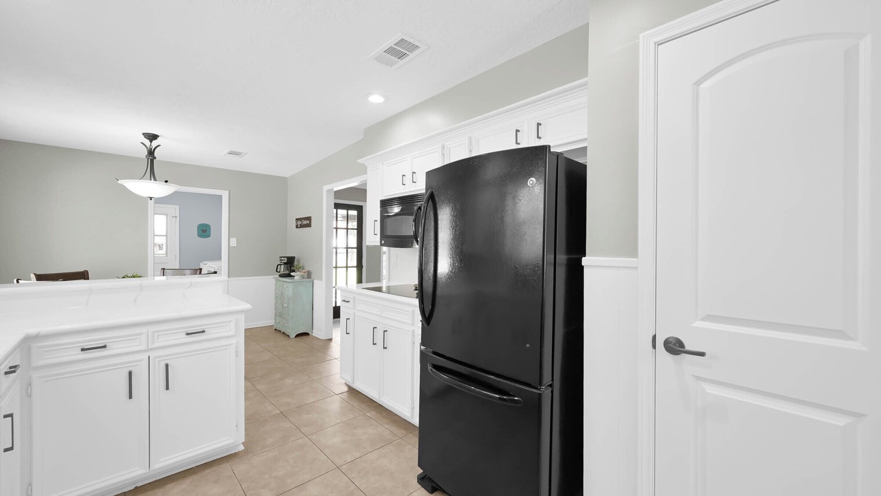 Photo of Kitchen in Spring