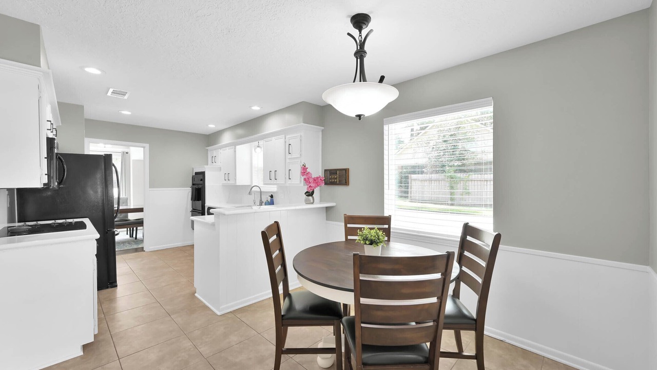 Photo of Kitchen in Spring