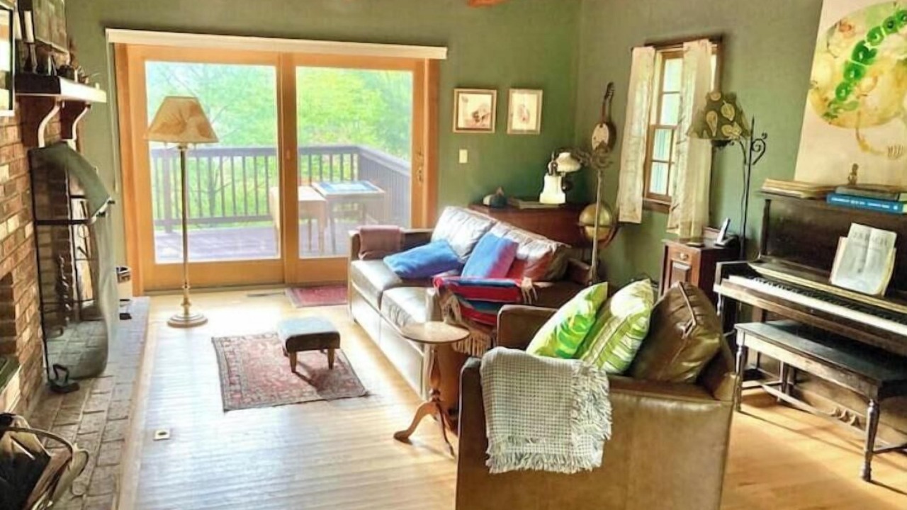 Photo of Livingroom in Wolfeboro