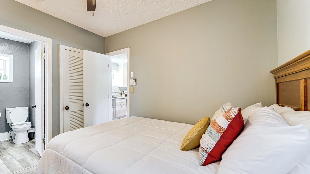 Photo of Bedroom in Monterey
