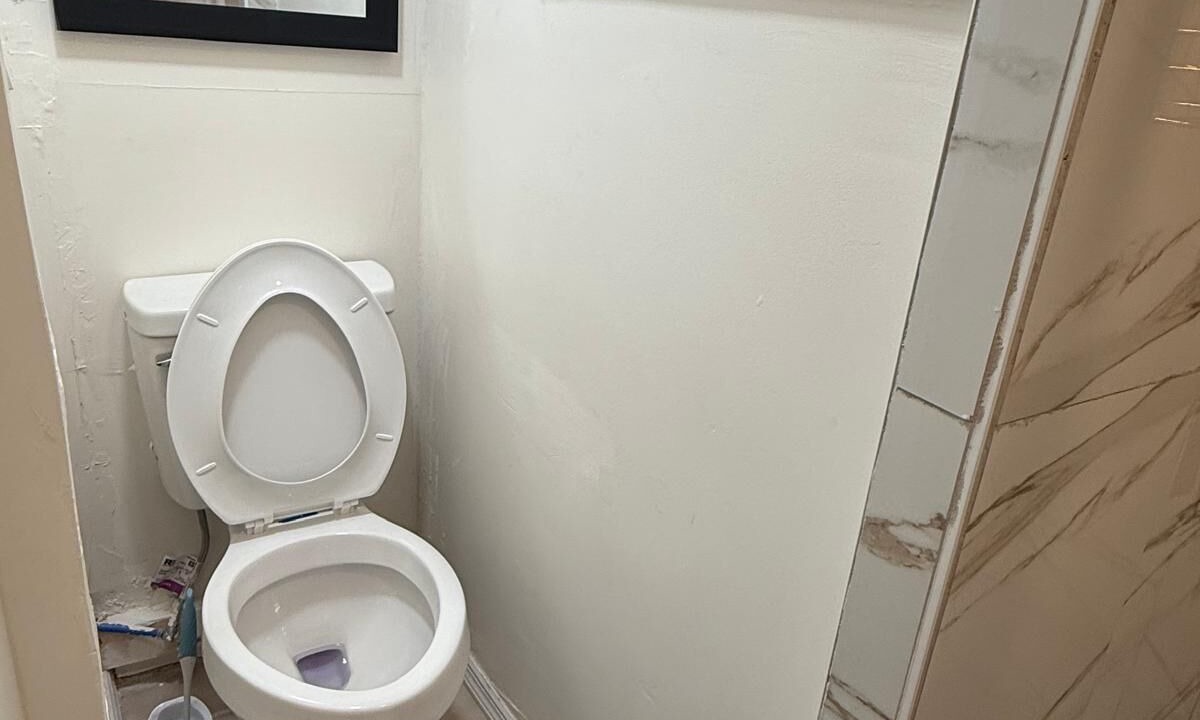 Photo of Bathroom in North Massapequa