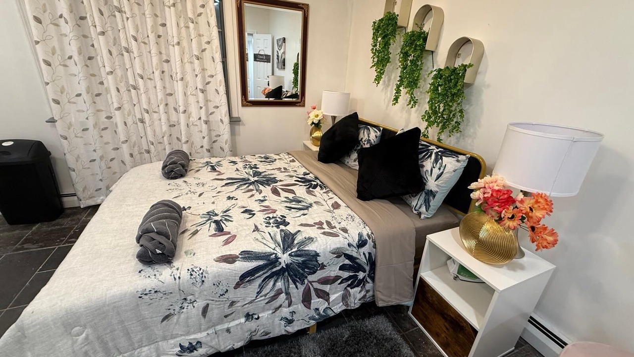 Photo of Bedroom in North Massapequa