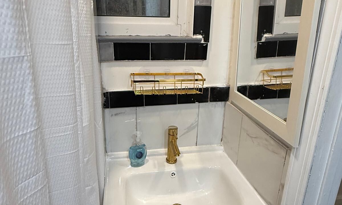 Photo of Bathroom in North Massapequa