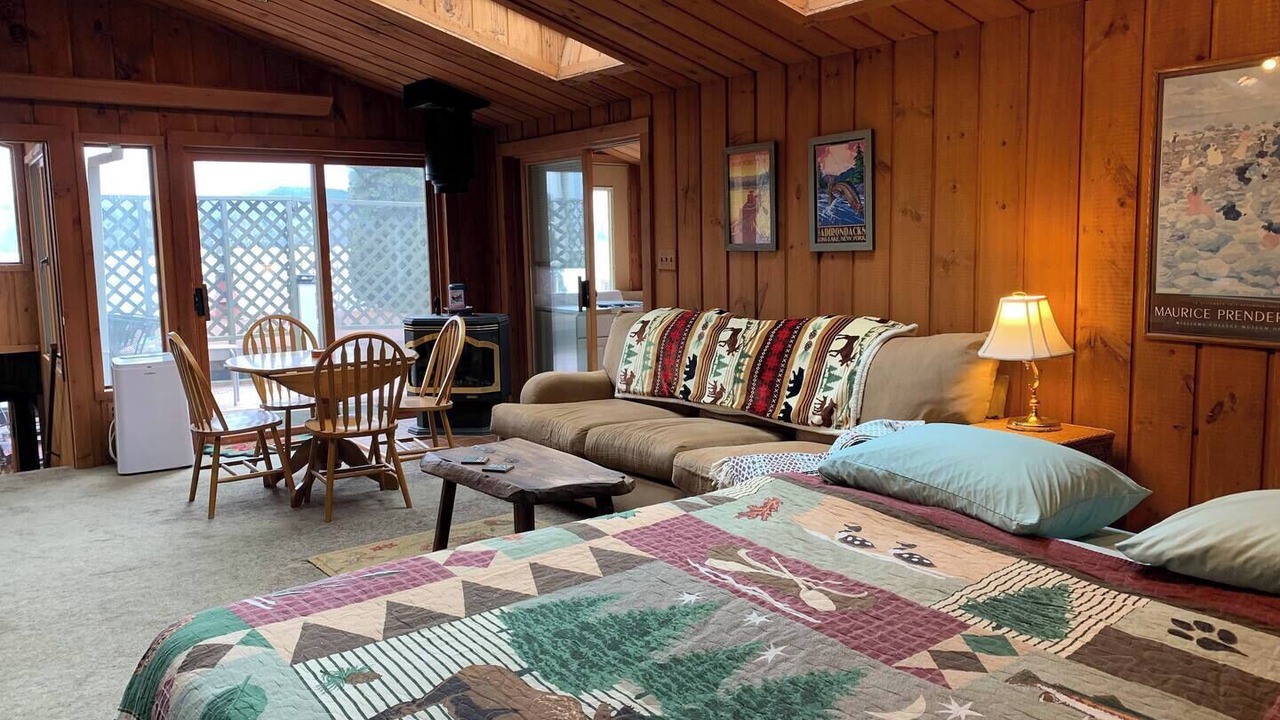 Photo of Livingroom in Schroon Lake
