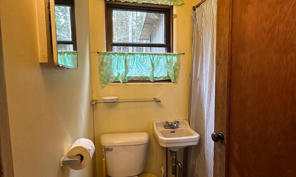 Photo of Bathroom in Sunapee