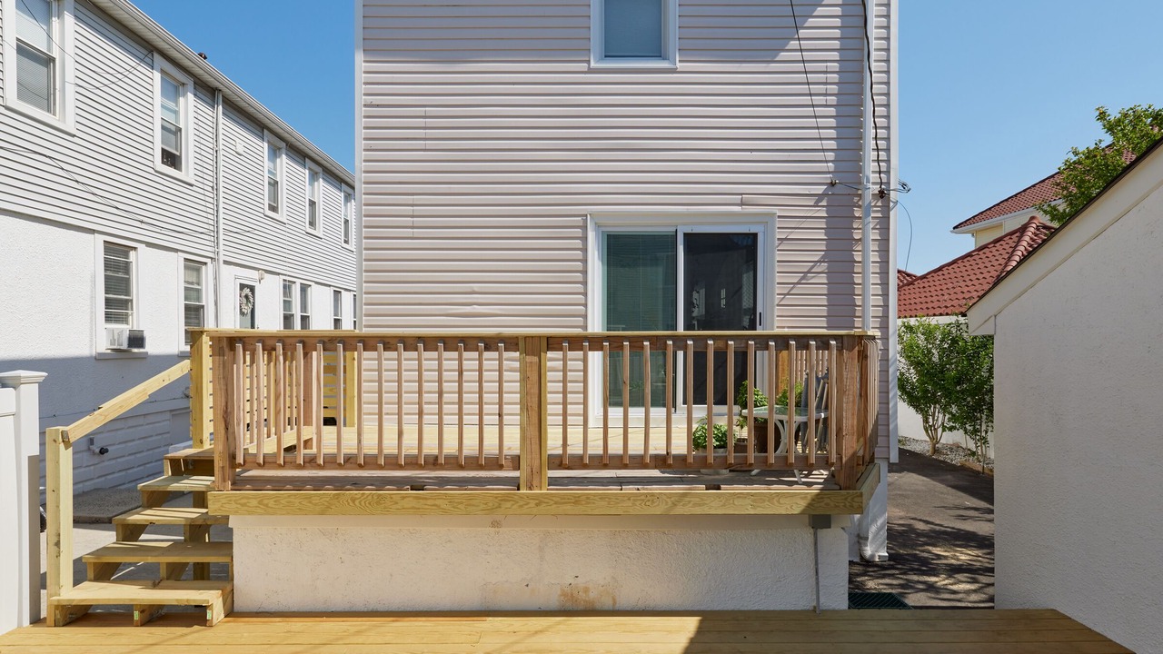 Photo of Patio Balcony in Long Beach