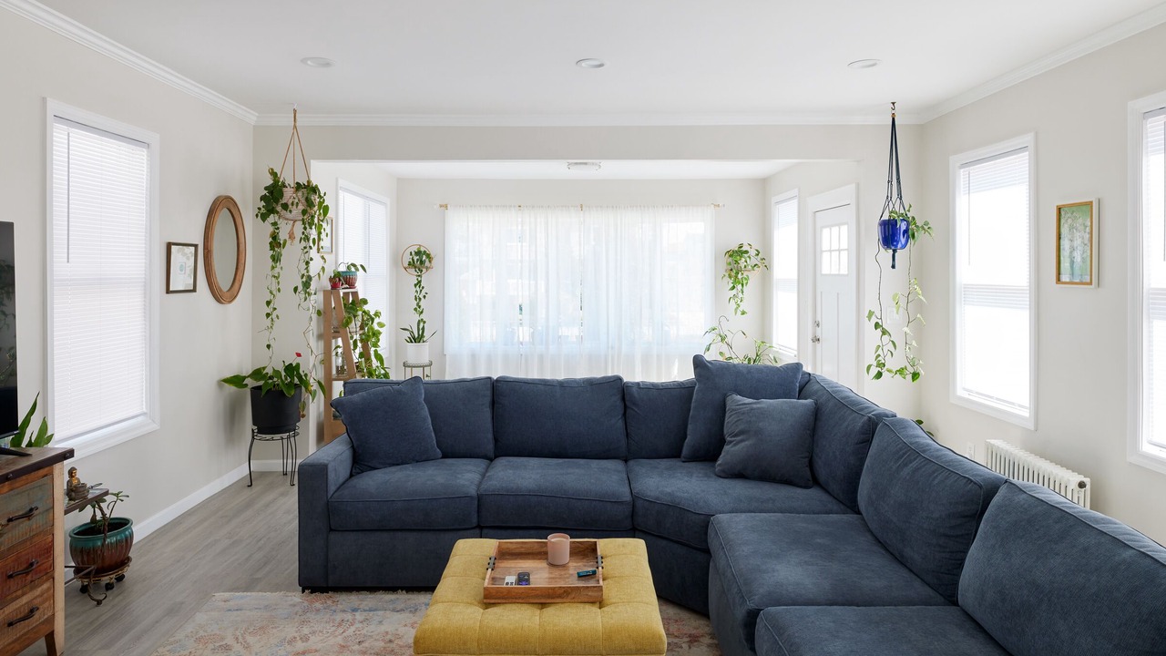 Photo of Livingroom in Long Beach