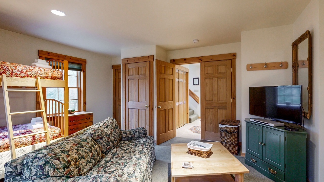 Photo of Livingroom in Plymouth