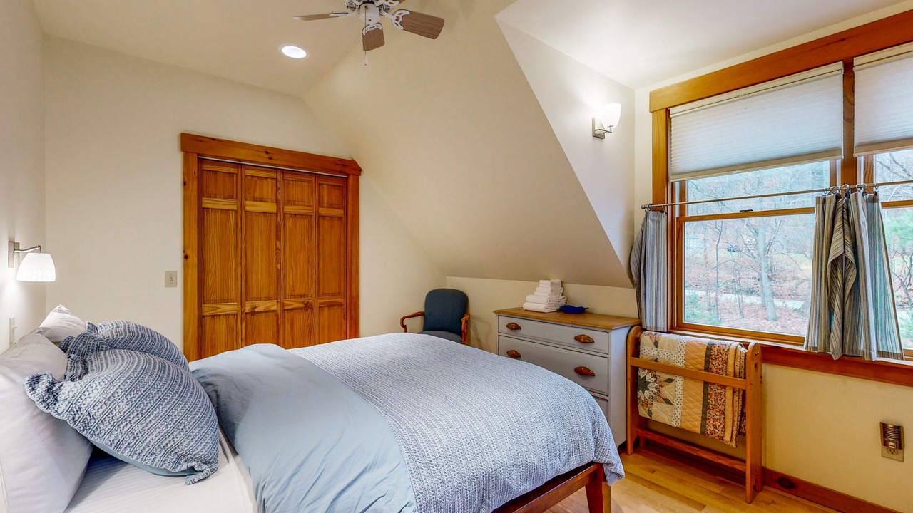 Photo of Bedroom in Plymouth
