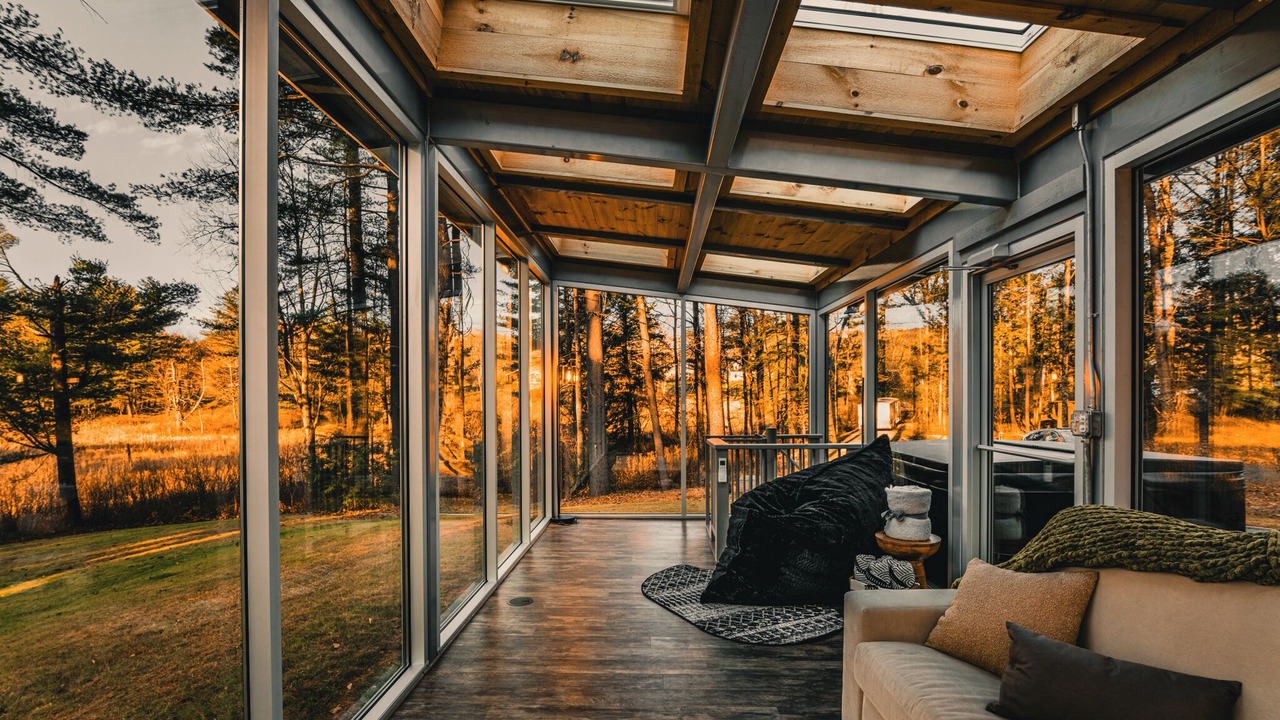 Photo of Livingroom in Guilford