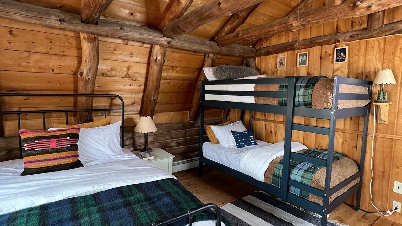 Photo of Bedroom in Ashland