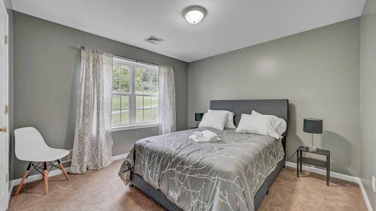 Photo of Bedroom in Bloomingburg