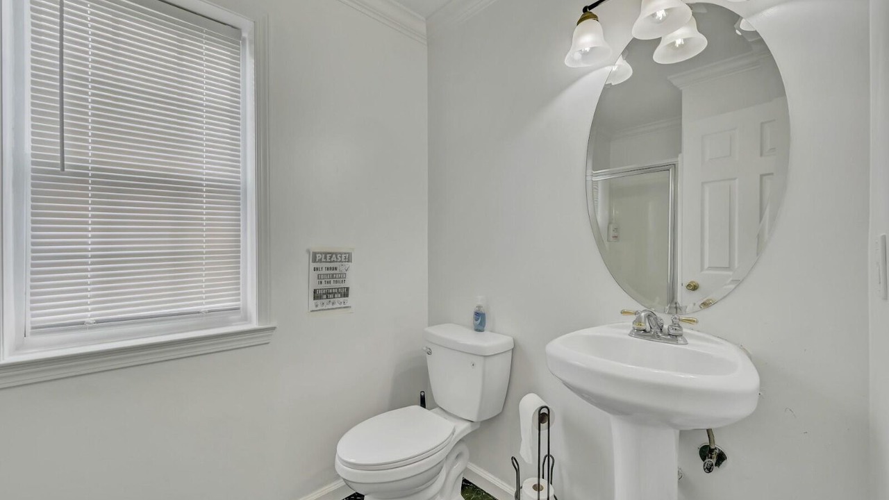 Photo of Bathroom in Bloomingburg