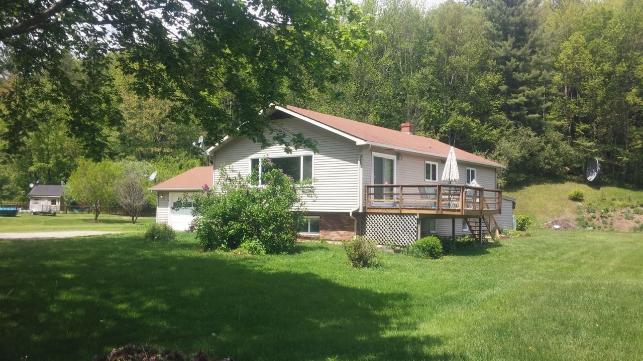 Photo of Outdoor in Hancock