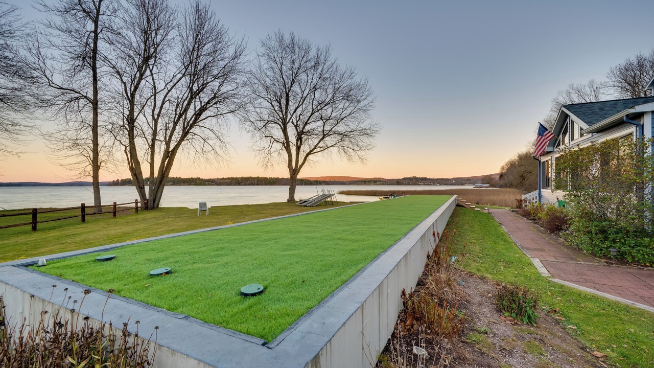Photo of Outdoor in Newport