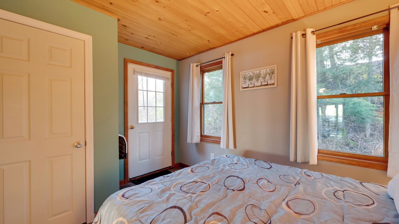 Photo of Bedroom in Newport