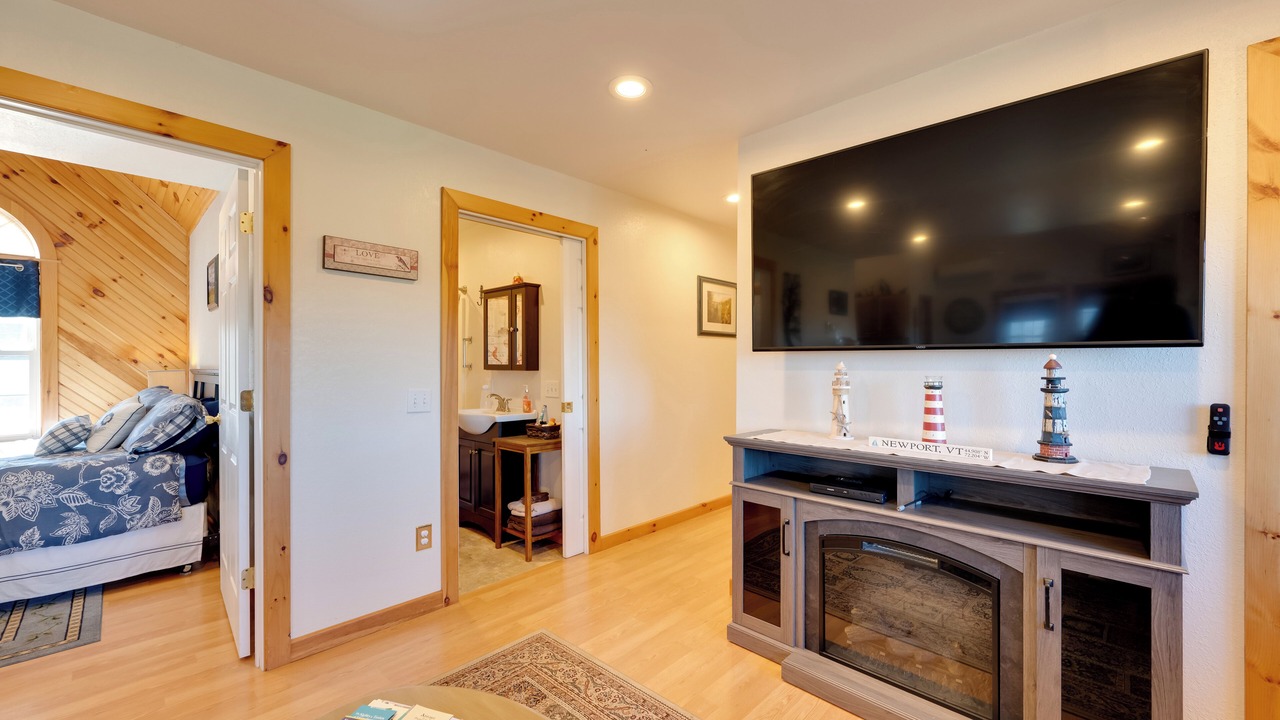 Photo of Bedroom in Beebe Plain
