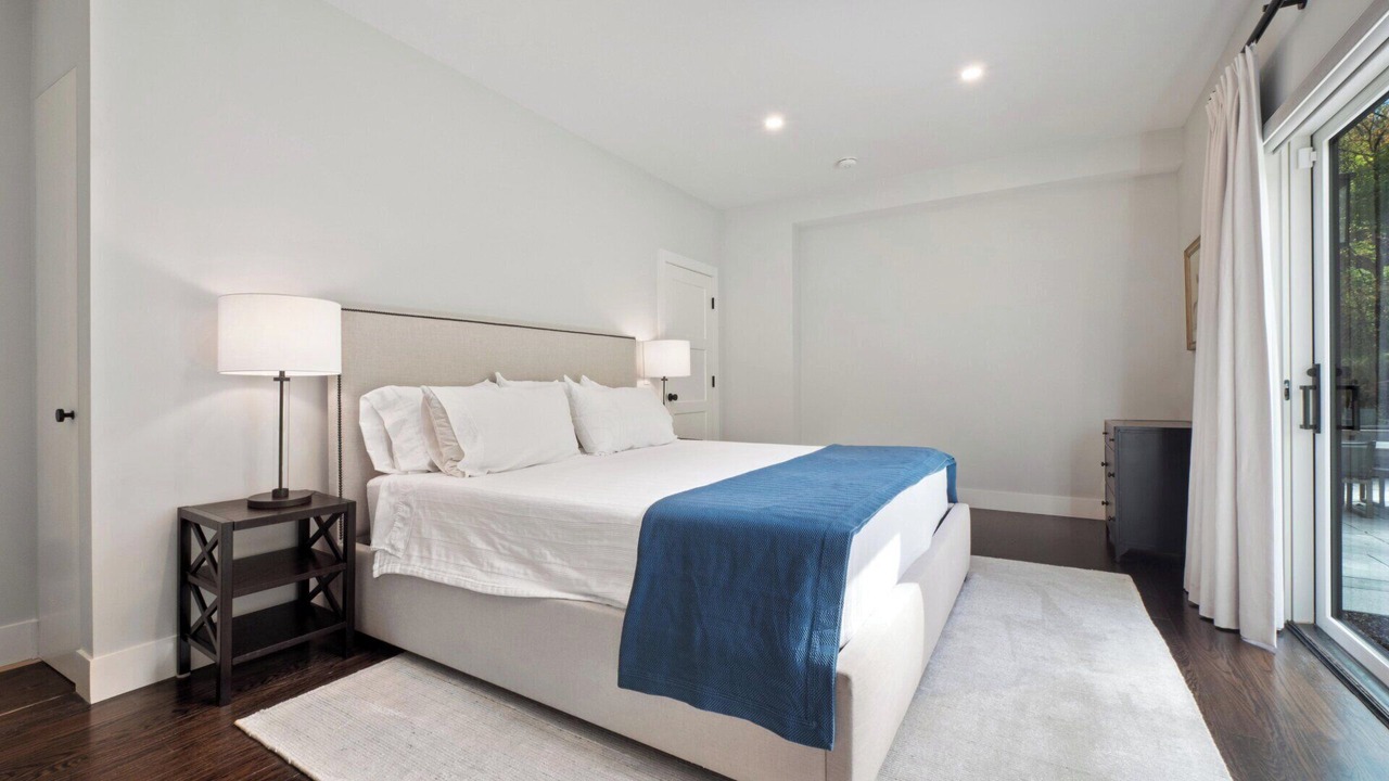 Photo of Bedroom in West Stockbridge