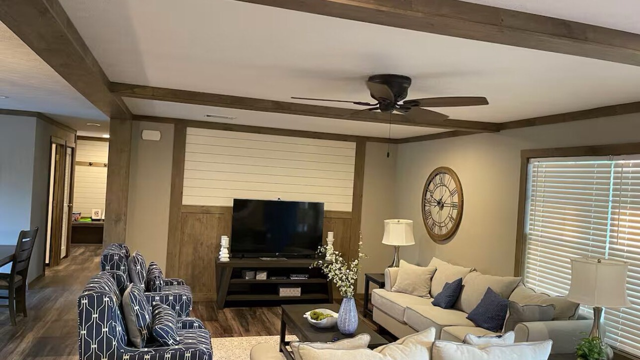 Photo of Livingroom in Iowa Colony
