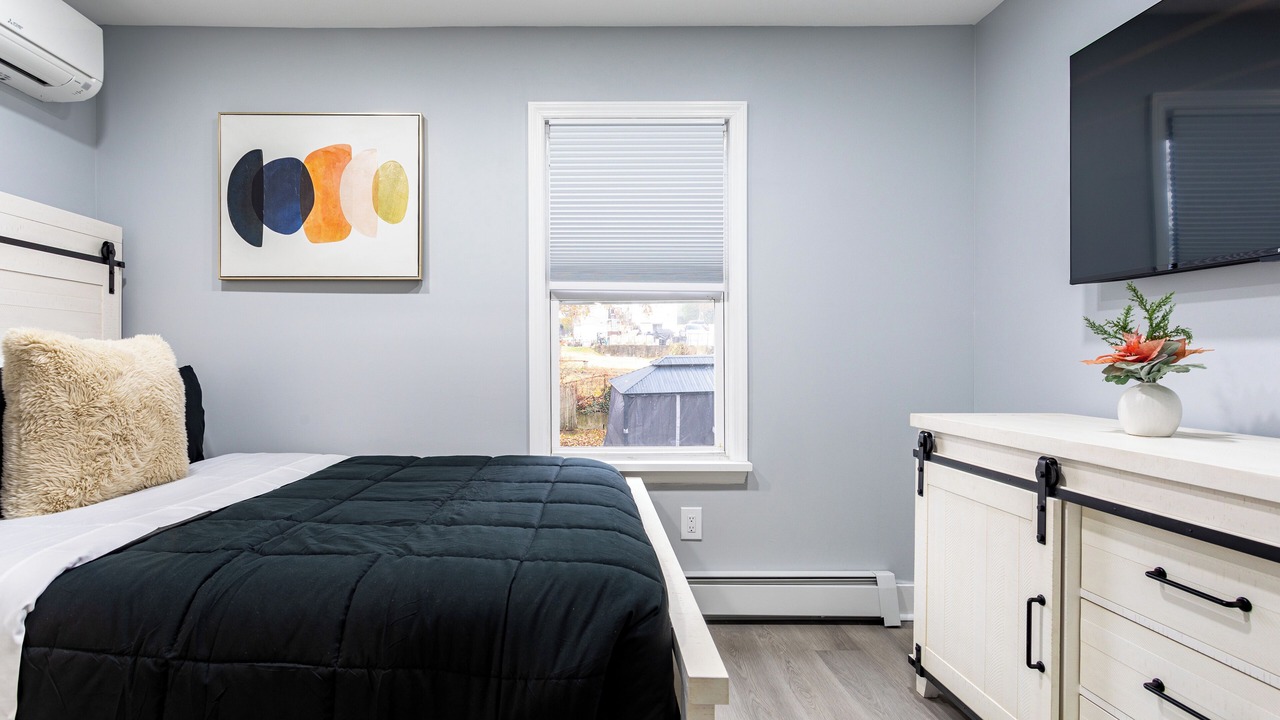 Photo of Bedroom in New Rochelle