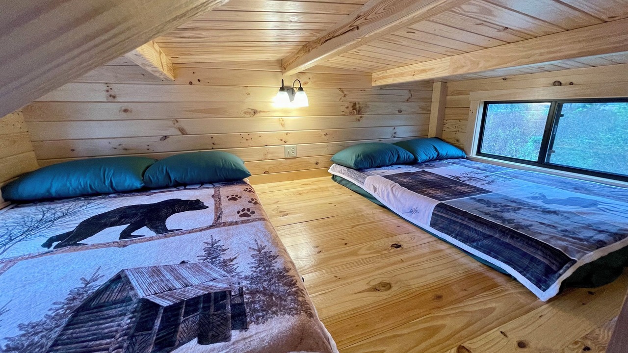 Photo of Bedroom in Jones Creek