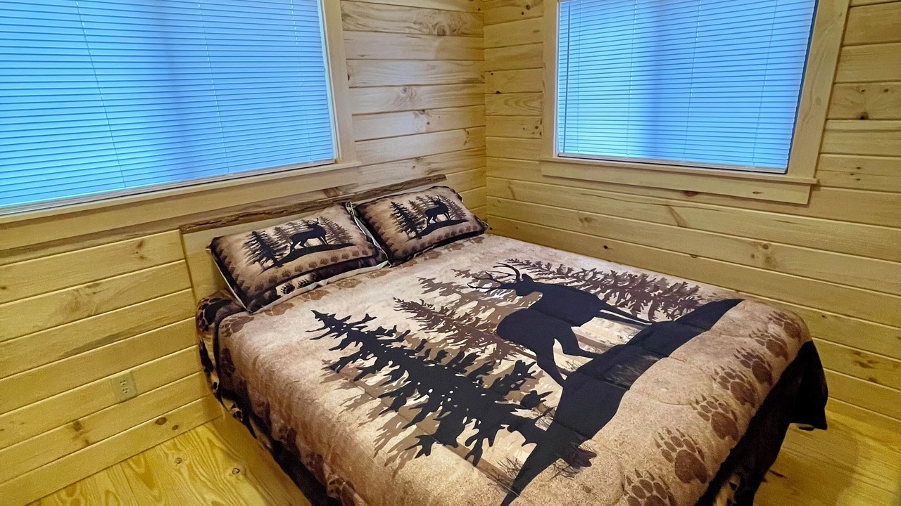 Photo of Bedroom in Jones Creek
