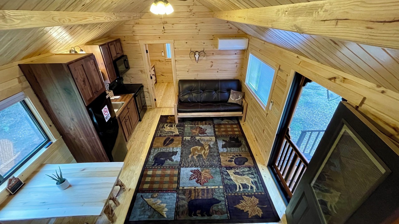 Photo of Livingroom in Jones Creek