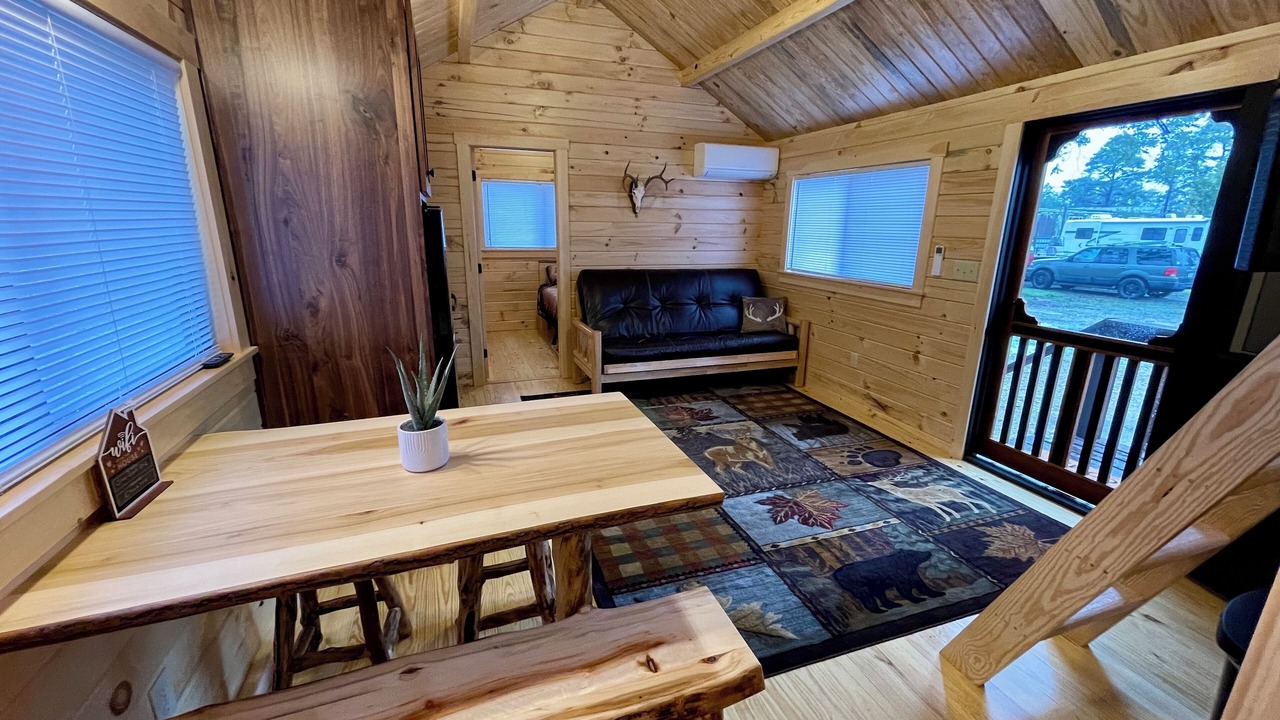 Photo of Livingroom in Jones Creek
