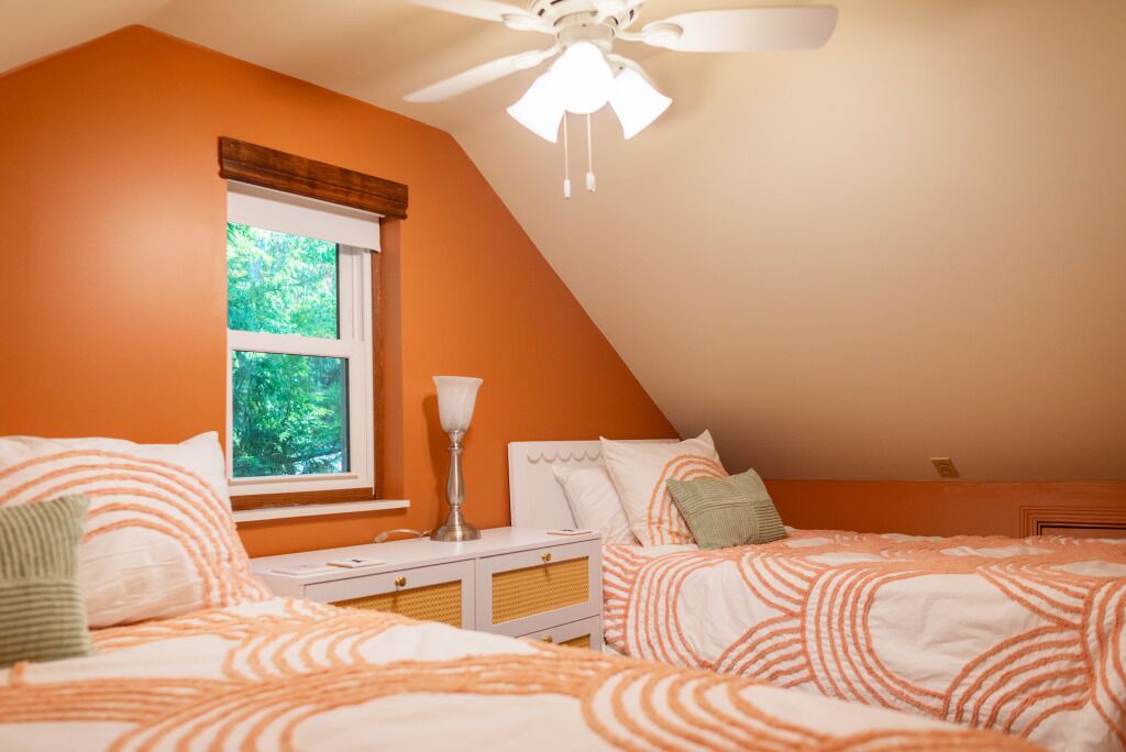 Photo of Bedroom in Nelsonville