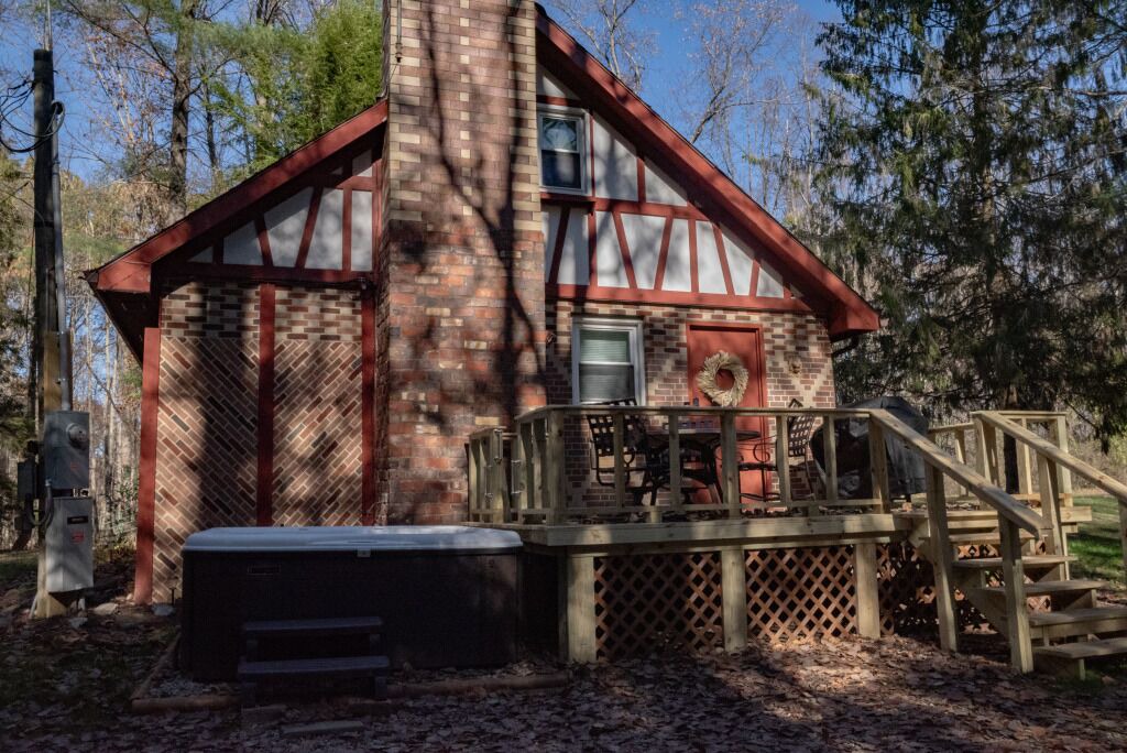 Photo of Outdoor in Nelsonville